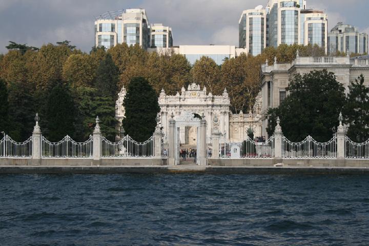 23 Dolmabhaçe Sarayi.JPG